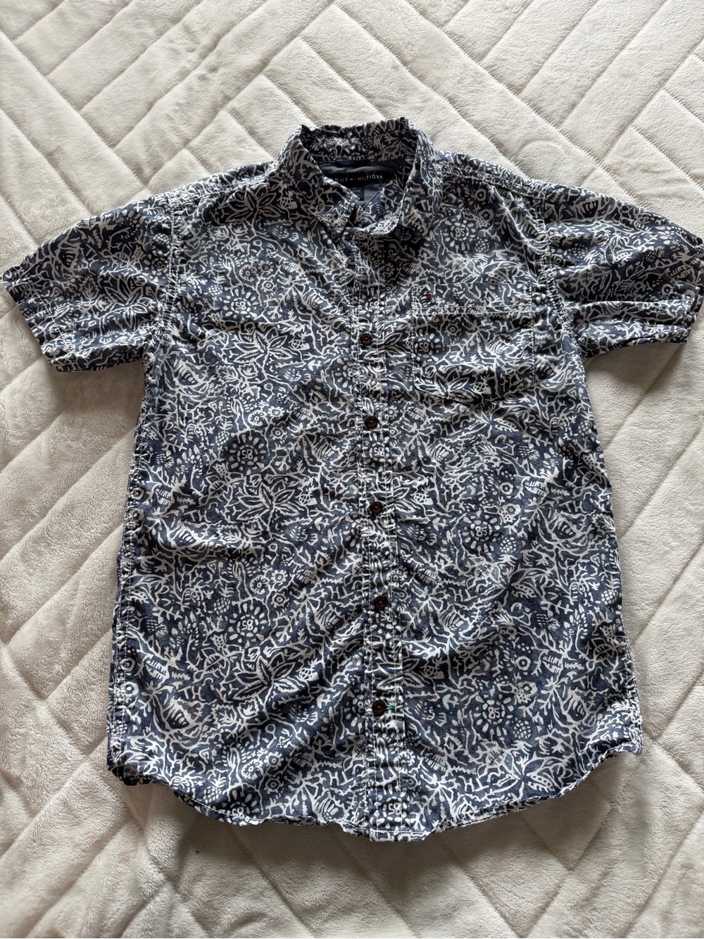 Boy’s Navy Floral Tommy Hilfiger Button-Up Shirt- SZ 12-14